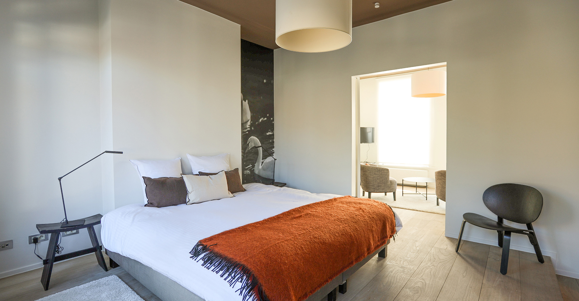 Residence-9-Bruges-rooms-hp-topvisual-002